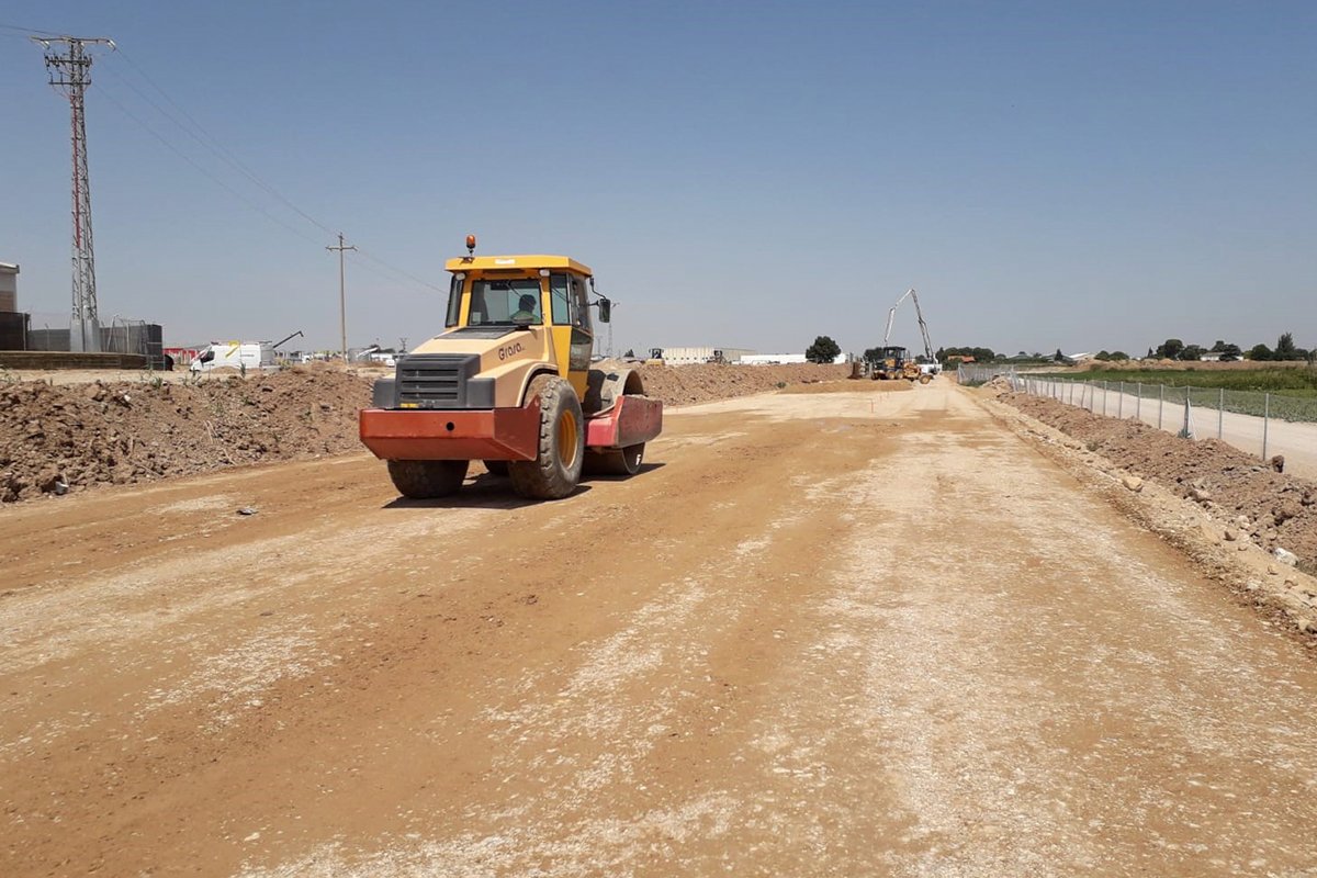 Empresa de movimiento de tierras en Madrid — Deco Excavaciones con maquinaria propia