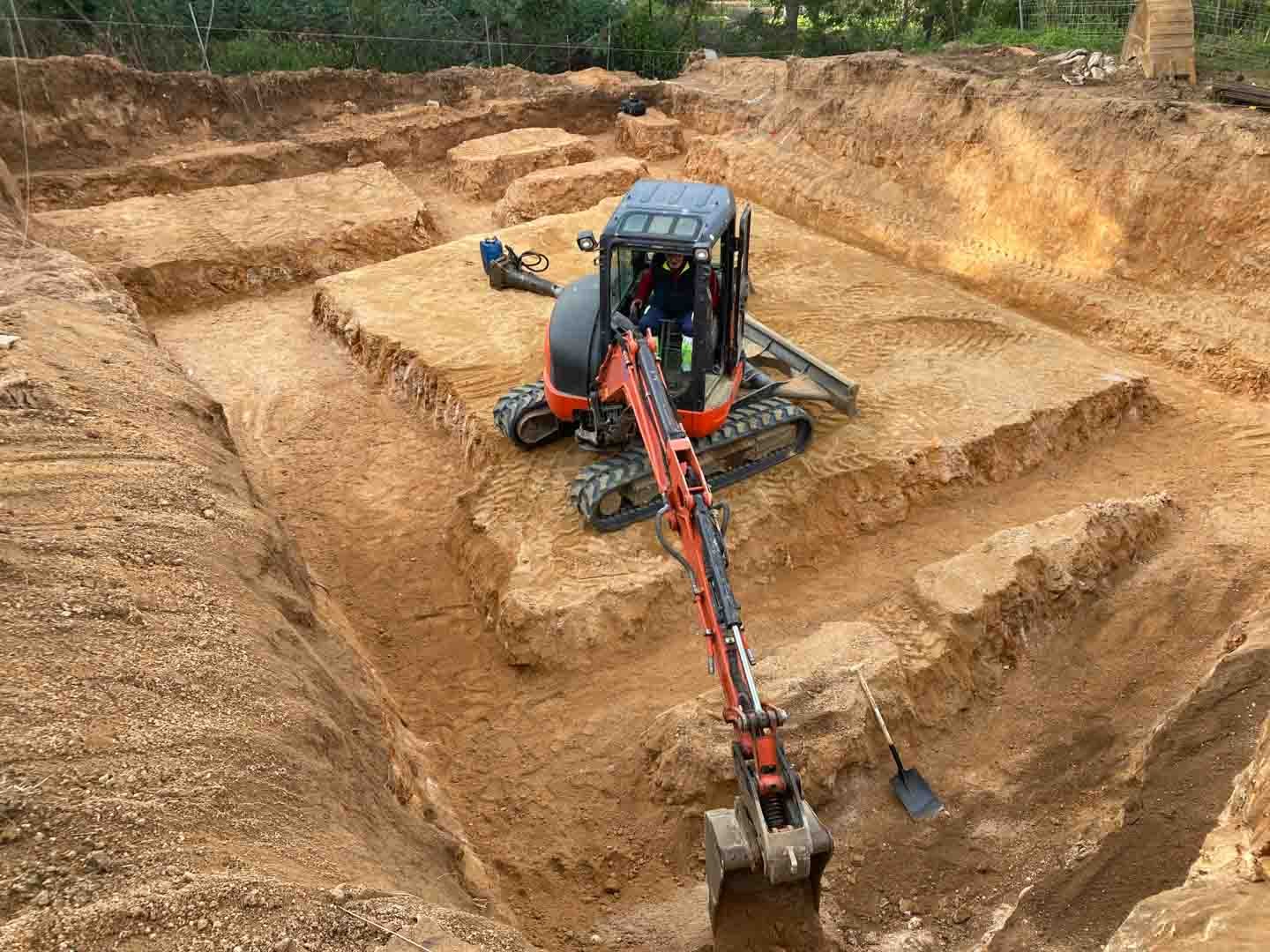 Empresa de excavaciones y vaciados en San Fernando de Henares — Deco Excavaciones