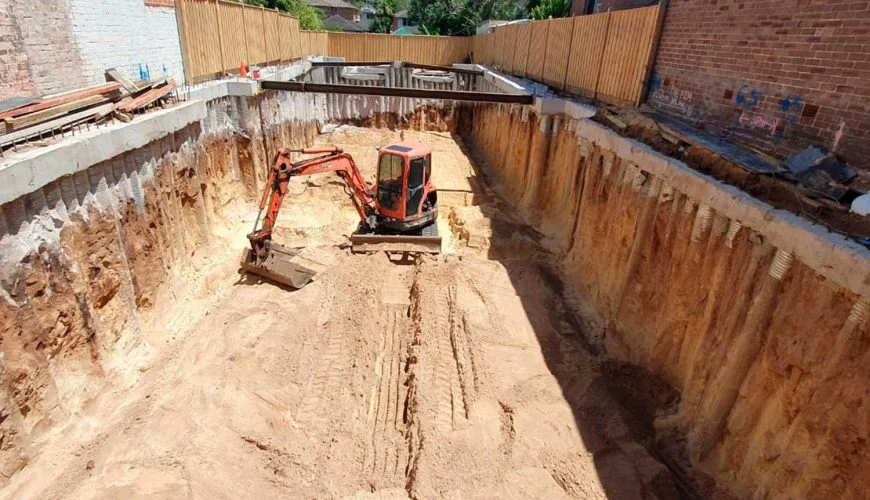 Servicio profesional de excavaciones, vaciados y zanjas en Valdemoro (El Restón, El Caracol y Polígonos) — Deco Excavaciones